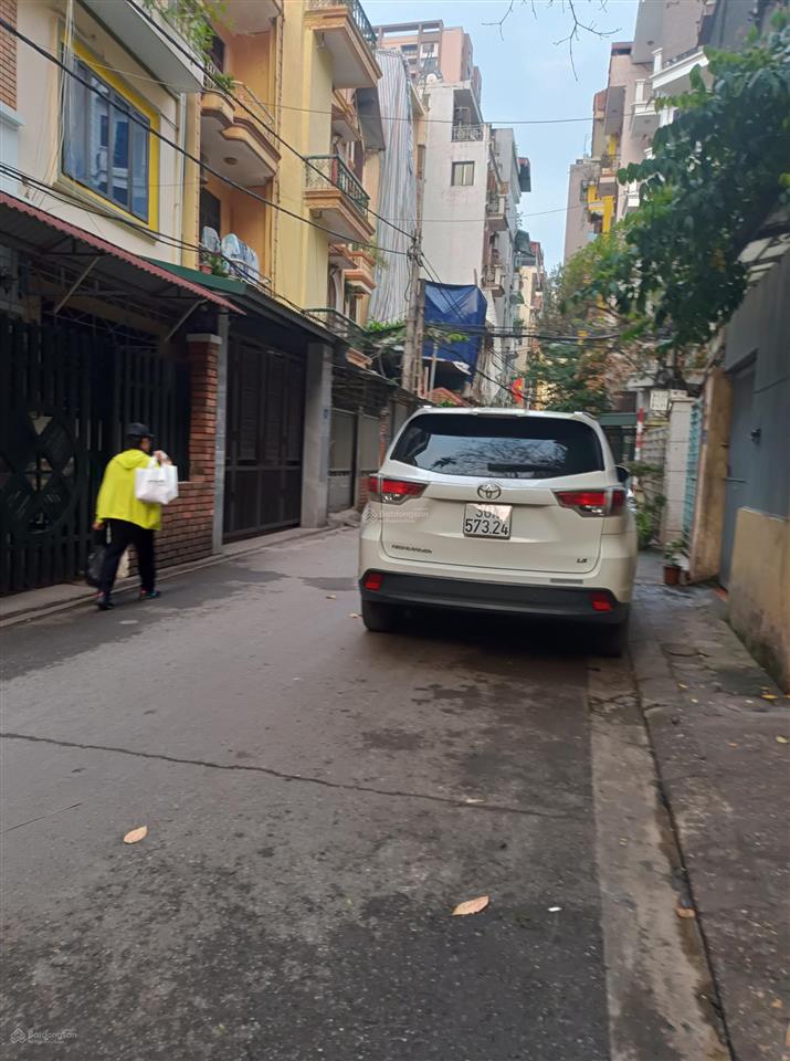 Cho thuê nhà riêng 45m2x3 tầng phố đông quan, lô góc, ôtô vào được, 15 triệu. e 0982 851 ***