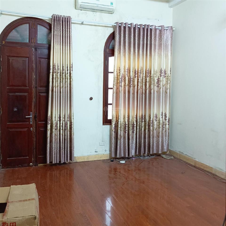 Cho thuê nhà riêng 45m2x3 tầng phố đông quan, lô góc, ôtô vào được, 15 triệu. e 0982 851 ***