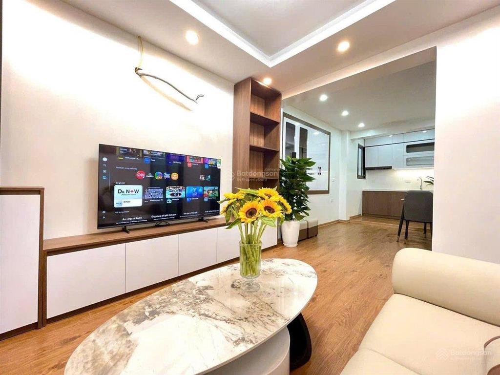 Bán căn hộ tập thể ngõ 122 mai dịch, 80m2, 3 ngủ, 2 wc, full nội thất. 4.78 tỷ.  0982 851 ***