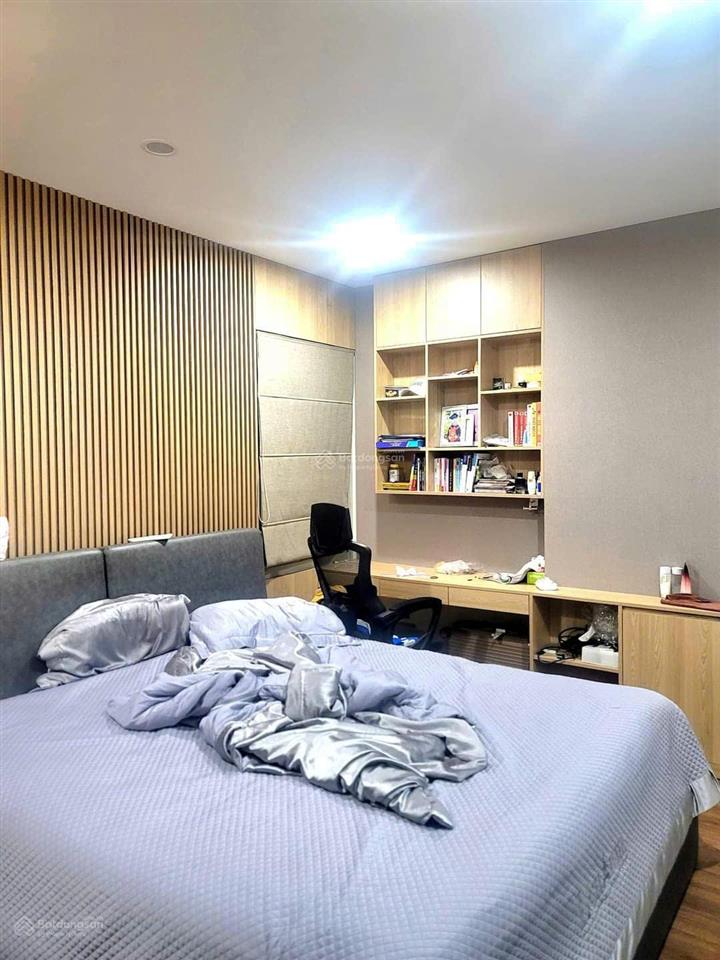 Bán căn hộ tập thể đồng xa, 82m2, lô góc, 3 ngủ, full đồ đẹp. 4.35 tỷ