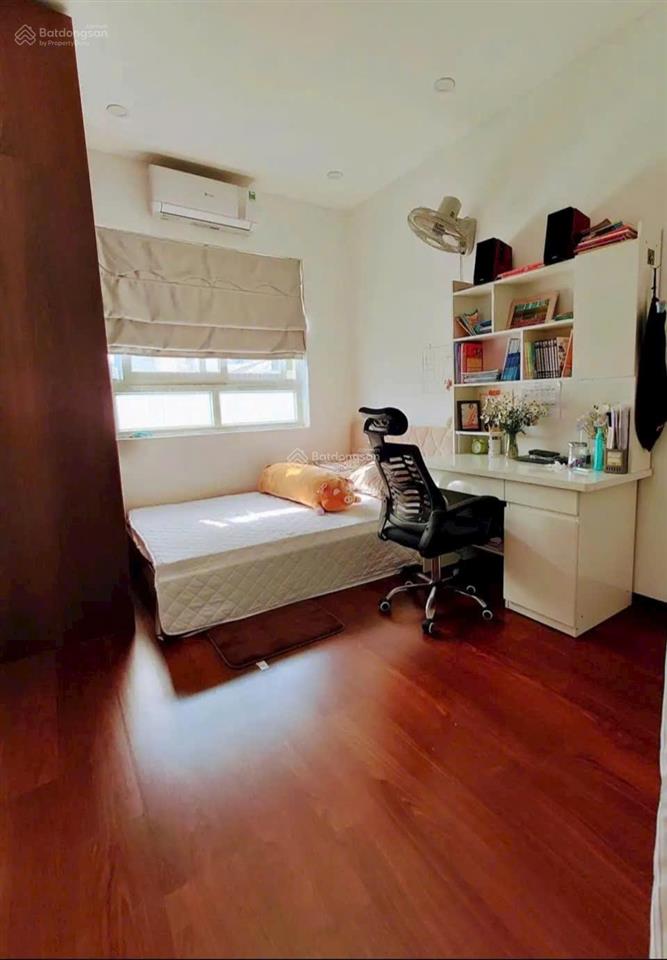 Bán căn hộ chung cư trần đăng ninh, cầu giấy, 60m2, 2 ngủ. 4.45 tỷ