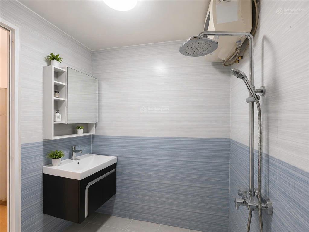 Chỉ 4.95 tỷ! chung cư trần quý kiên, 65m2, 2 ngủ, 2 wc.