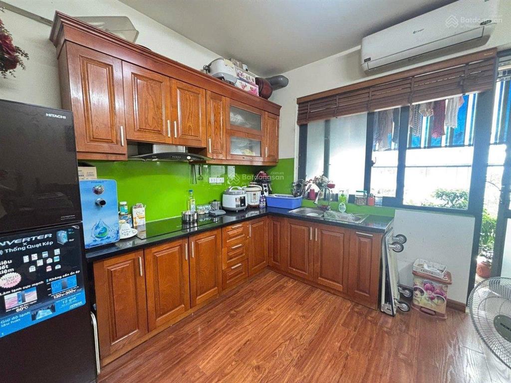 Bán căn hộ chung cư b3 nam trung yên, 62m2, 2 ngủ, lô góc. 4,15 tỷ