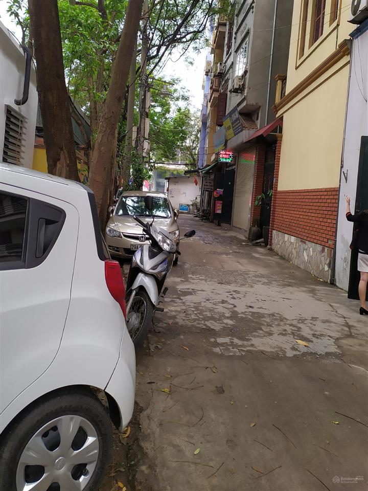 Cho thuê nhà mỹ đình, view hồ, 55m2x5 tầng, ô tô vào được. 15 triệu