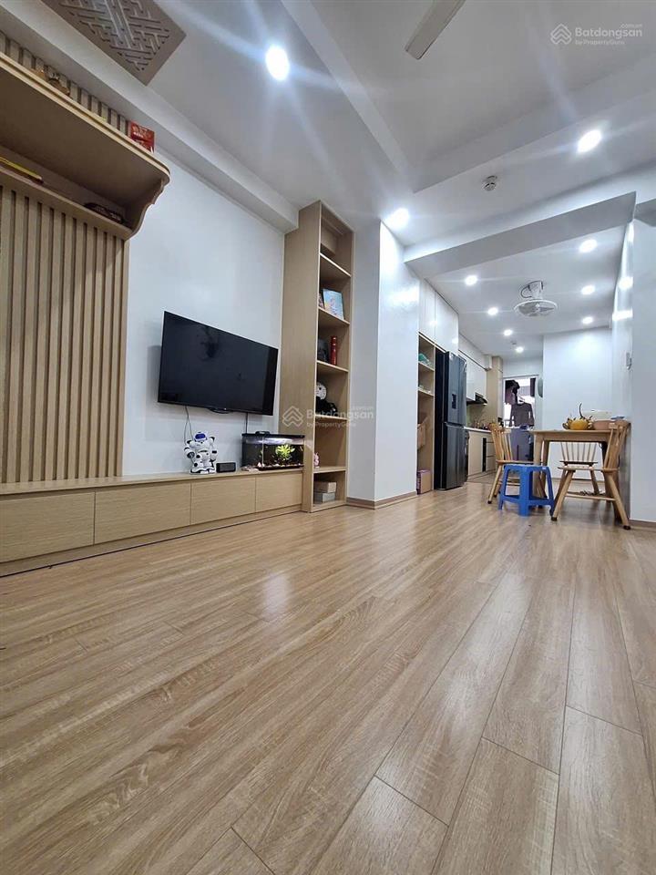 Bán căn hộ lô góc chung cư 17t1 cương kiên, gần bảo tàng hà nội, 80m2, 3 ngủ. 6.38 tỷ