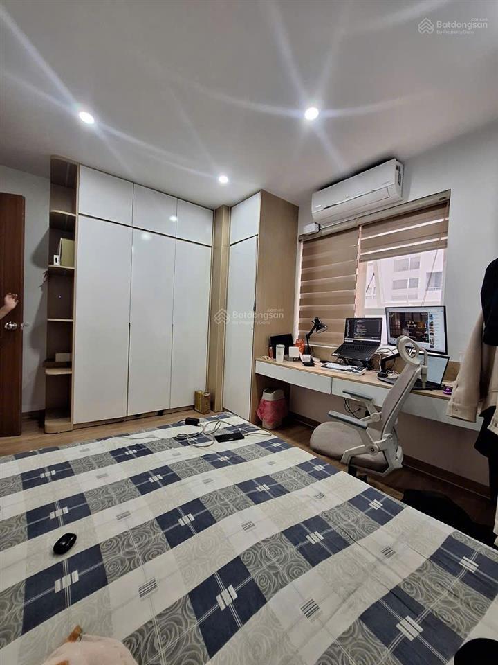 Bán căn hộ lô góc chung cư 17t1 cương kiên, gần bảo tàng hà nội, 80m2, 3 ngủ. 6.38 tỷ