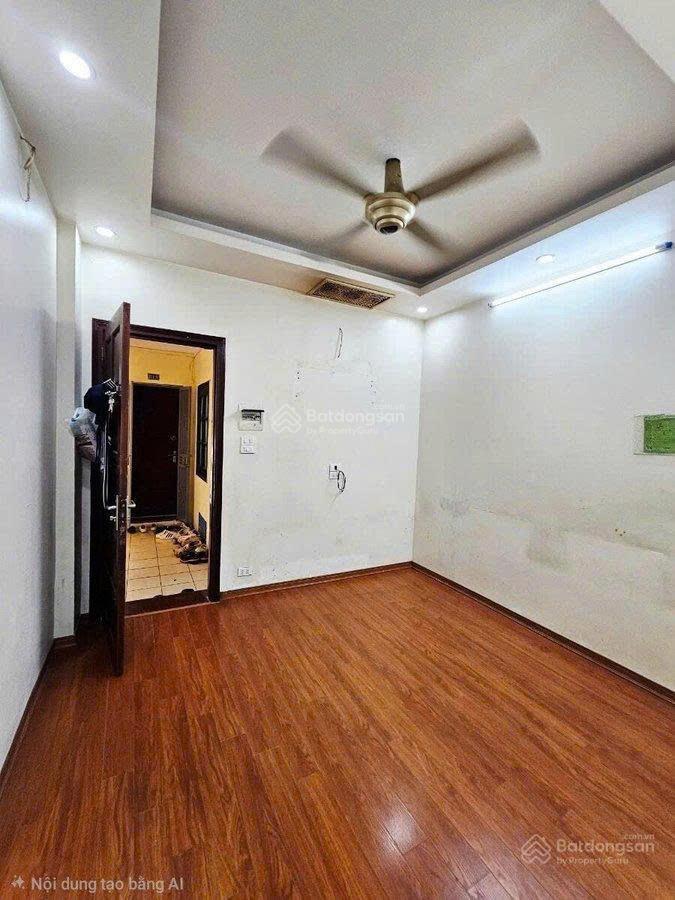 Bán căn hộ chung cư 906a tòa b6 nam trung yên, 80m2, lô góc. 4.98 tỷ