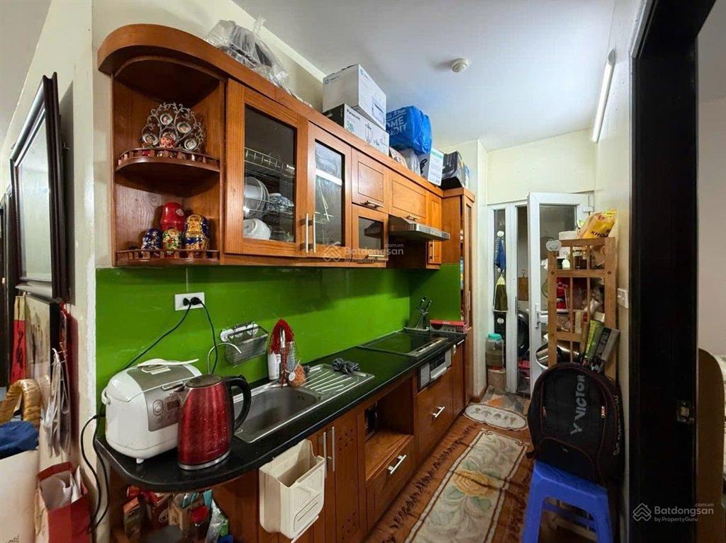 Bán căn hộ chung cư 65m2, b11 nam trung yên, 2 ngủ. giá 4.38 tỷ