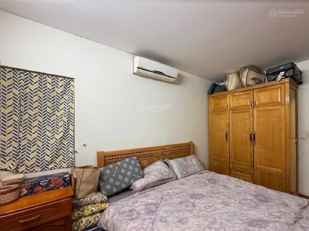 Bán căn hộ chung cư 65m2, b11 nam trung yên, 2 ngủ. giá 4.38 tỷ