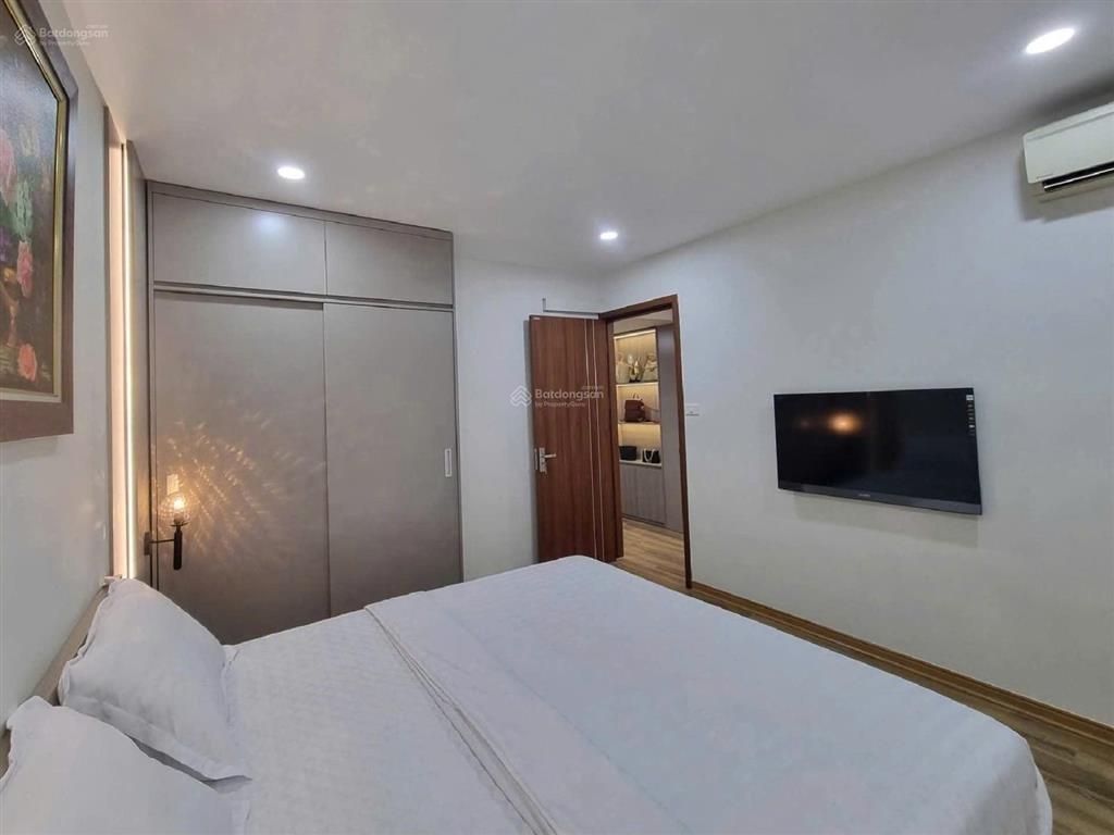 Bán căn hộ chung cư 30t nam trung yên, 2 ngủ, 2 wc. 4,6 tỷ