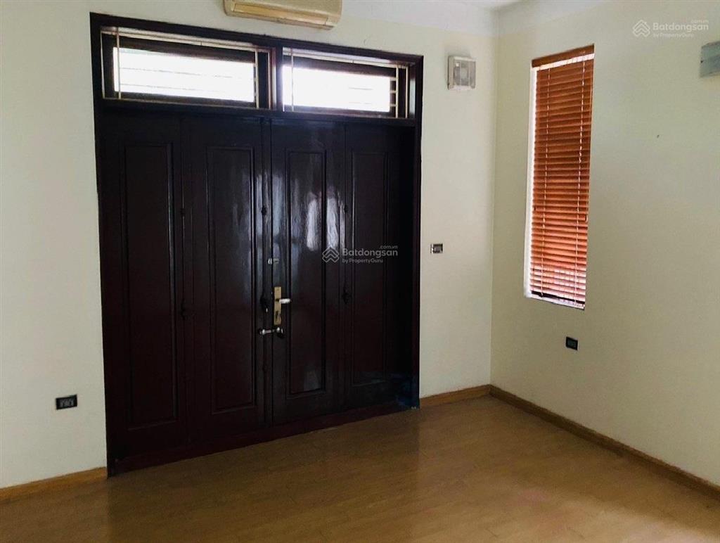 Bán nhà nguyễn khánh toàn, 40m2x5 tầng, ô tô cách 15m. 8,9 tỷ
