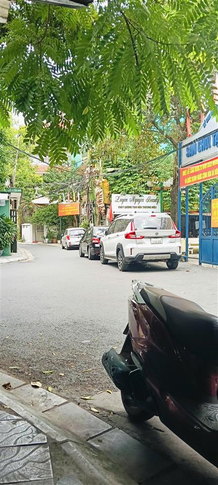 Giảm cực sốc! nhà phân lô trần tử bình, 40m2x6 tầng, thang máy, ô tô tránh vỉa hè. 15.3 tỷ