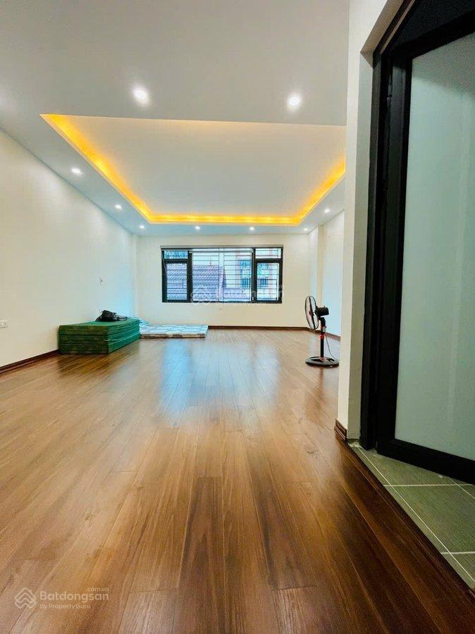 Giảm cực sốc! nhà phân lô trần tử bình, 40m2x6 tầng, thang máy, ô tô tránh vỉa hè. 15.3 tỷ