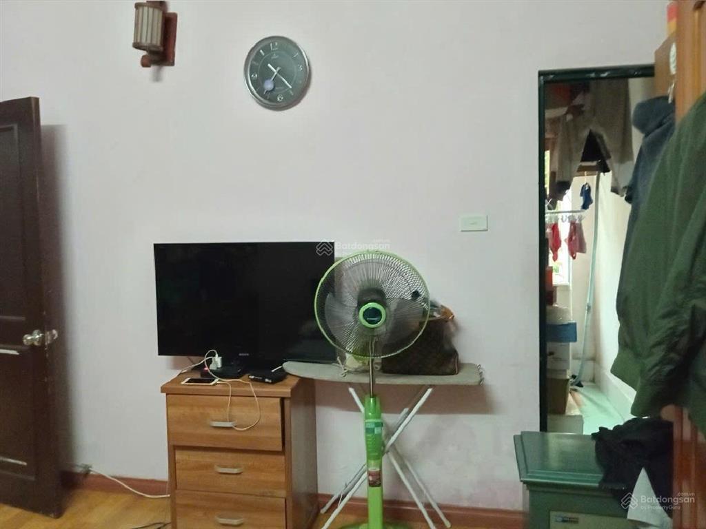Giảm sốc 1 tỷ! bán gấp căn hộ nam trung yên, 80m2, 2 ngủ, lô góc. 4.95 tỷ