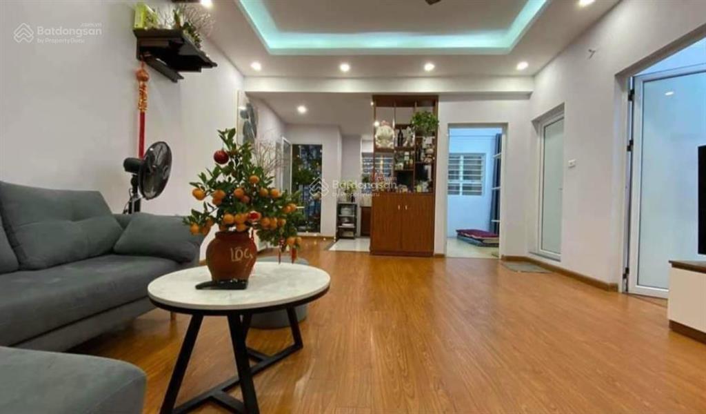 Giảm cực sốc, chỉ 4,25 tỷ! căn hộ chung cư thành phố giao lưu, 75m2, 2 ngủ, full nội thất.