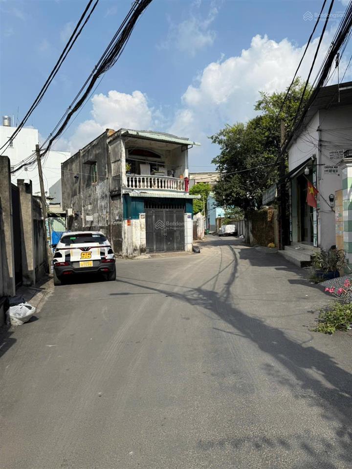 Bán lô góc hẻm xe tải thông thích hợp xây chdv gần hoàng diệu 2