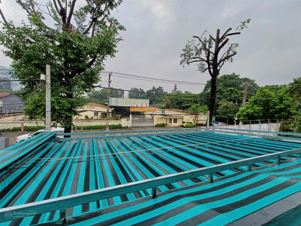 Bán nhà 1 trệt 3bán nhà 1 trệt 3 lầu mặt tiền linh trung giao với đường kha vạn cân ngang 8,55*15,5