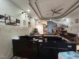 Mặt tiền đường số 10  trường thọ  thủ đức  nhà 1t 2l  68m2