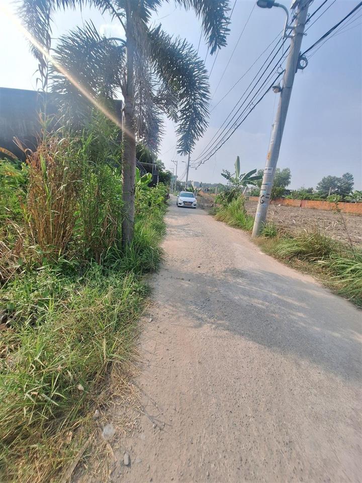 Bán đất nền ven vin q9 mặt tiền nguyễn xiển giá 4,7 tỷ