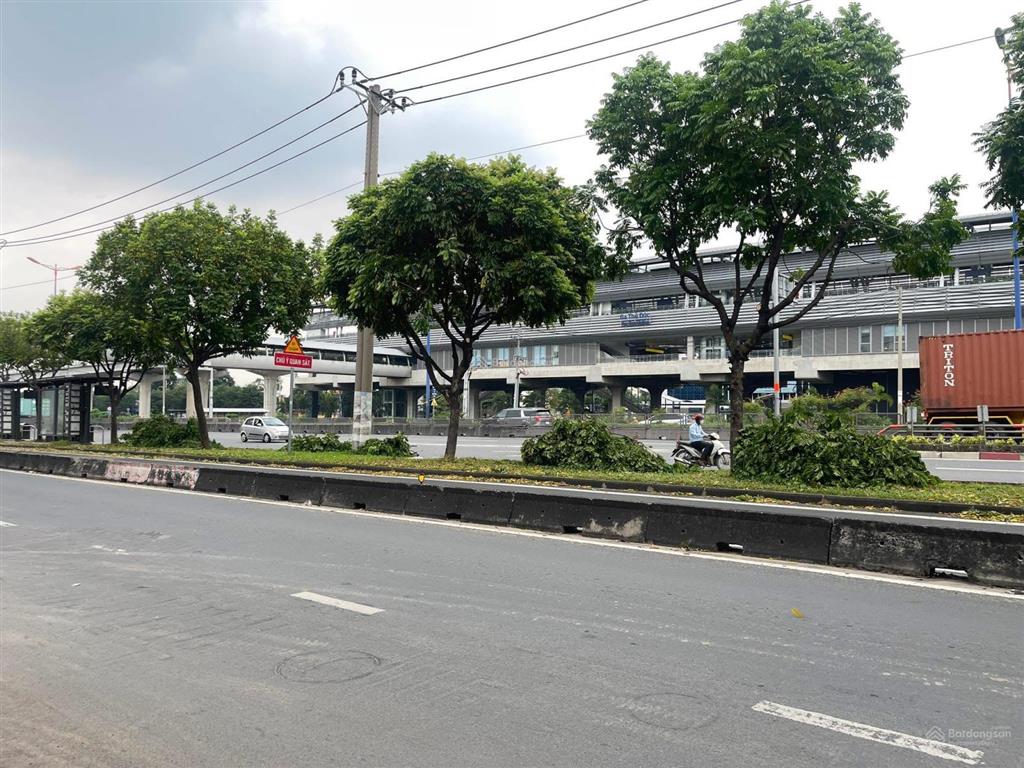 Giữ tiền an toàn ~11 tỷ | gần ga metro thủ đức | hẻm 12m có vỉa hè