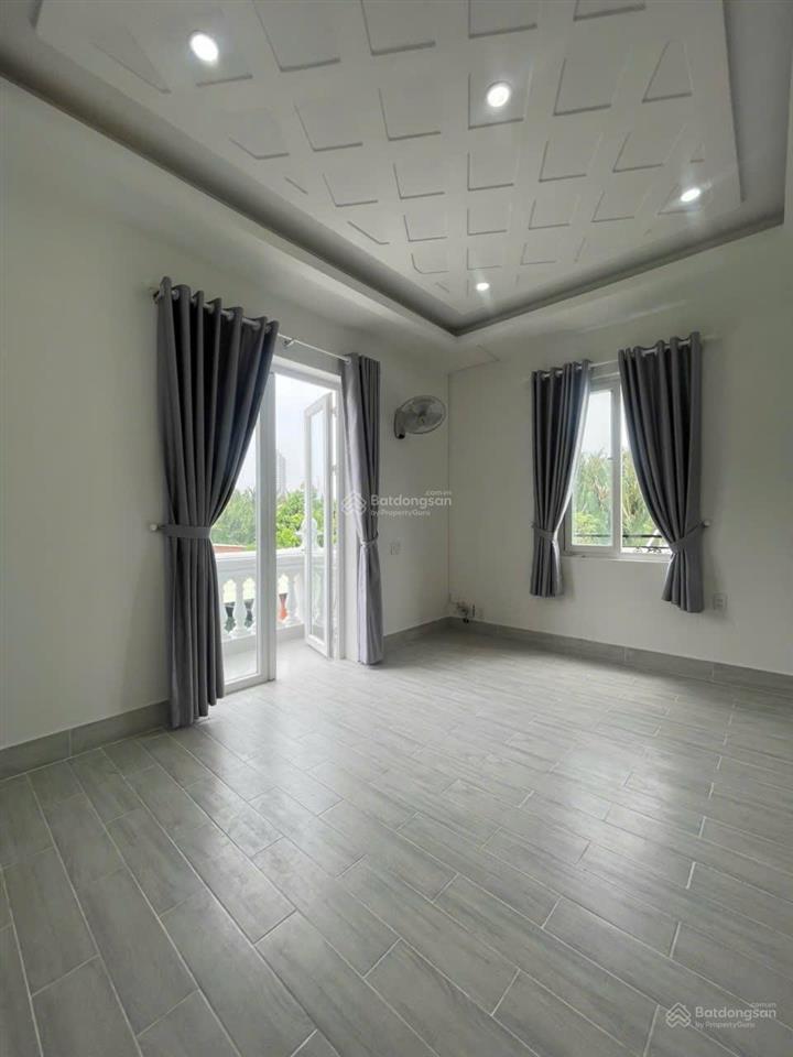 Q7  huỳnh tấn phát  thpt ngô quyền  hxh  nhà 4 tầng ở ngay  ngang 5m  giá chỉ 8,35 tỷ