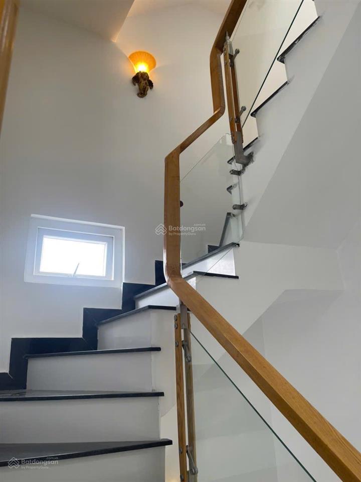 Q7  huỳnh tấn phát  thpt ngô quyền  hxh  nhà 4 tầng ở ngay  ngang 5m  giá chỉ 8,35 tỷ