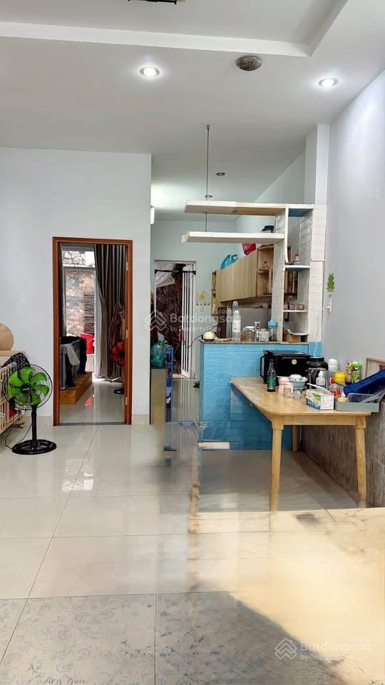 Nhà 90m kdc phú mỹ 3 tầng đủ công năng 10,39 tỷ