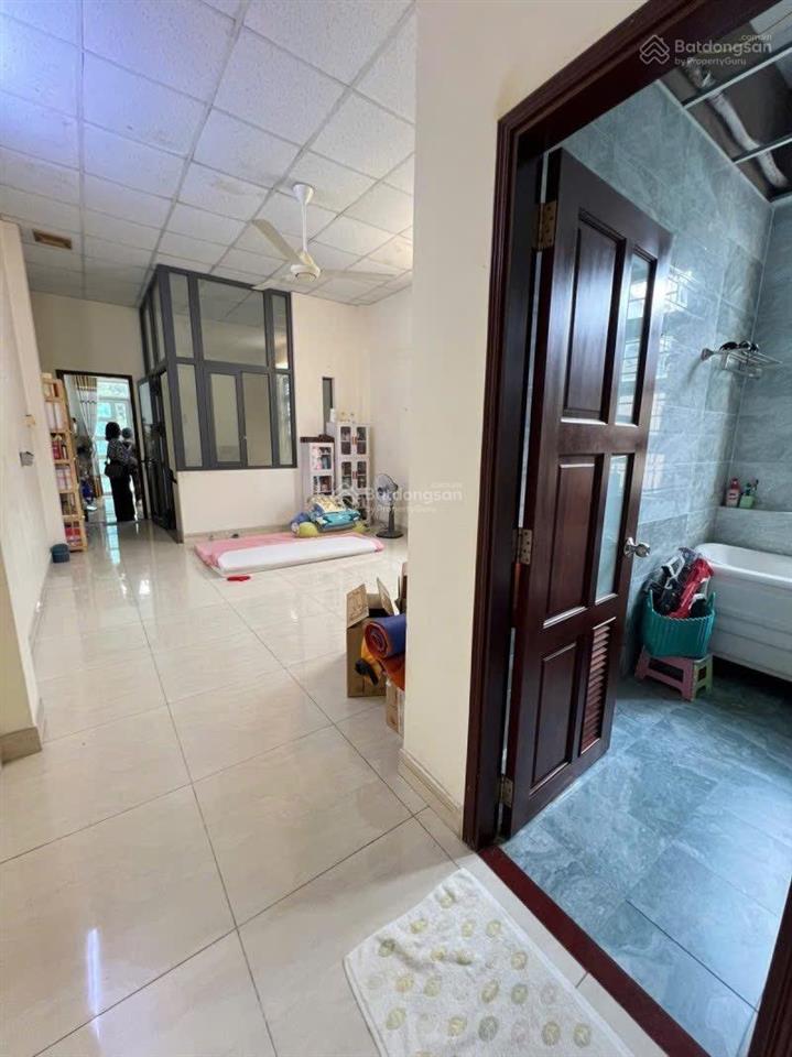 Bán nhà 2 tầng nguyễn thị thập quận 7  5x25  125m2  giá 9,9 tỷ  shr  hoàn công