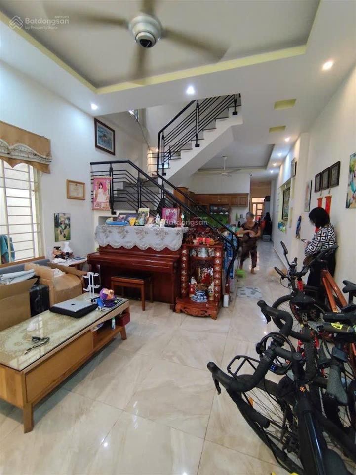 Bán nhà 2 tầng nguyễn thị thập quận 7  5x25  125m2  giá 9,9 tỷ  shr  hoàn công