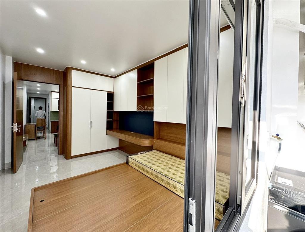 1n1k mới tinh, full nội thất cao cấp, ban công thoáng gần trần duy hưng, eurowindow