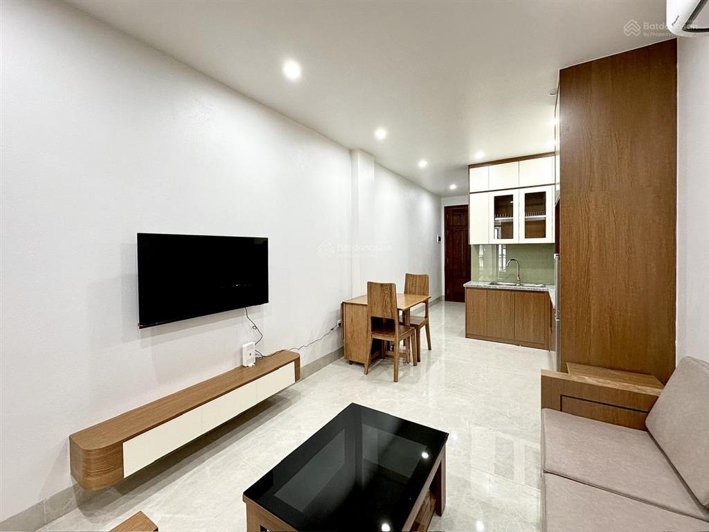 1n1k mới tinh, full nội thất cao cấp, ban công thoáng gần trần duy hưng, eurowindow