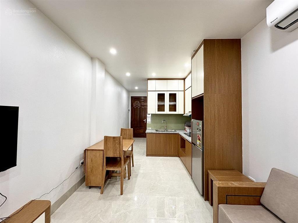 1n1k mới tinh, full nội thất cao cấp, ban công thoáng gần trần duy hưng, eurowindow