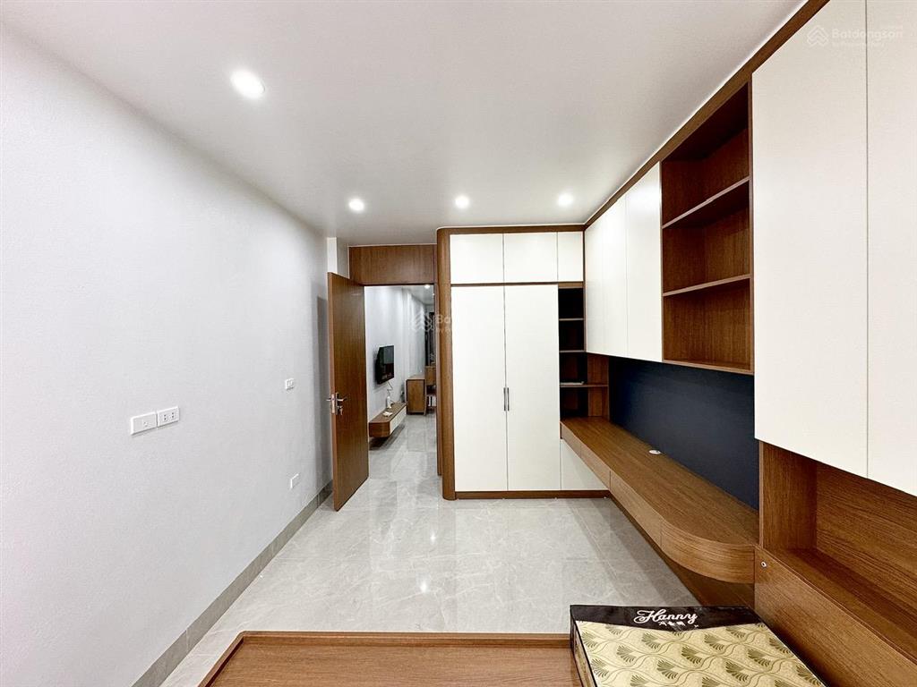 1n1k mới tinh, full nội thất cao cấp, ban công thoáng gần trần duy hưng, eurowindow