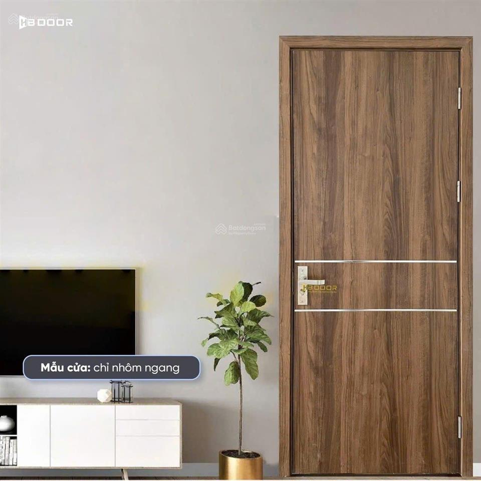 Phân lô phố hoàng quốc việt, vị trí vàng, thông số vàng, mặt tiền rộng thoáng. diện tích 55m, 6 tần