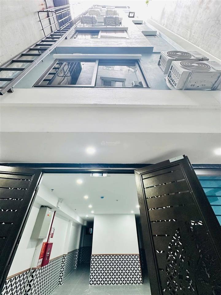 Biệt thự đáng sống khu phân lô mỹ đình. đường thông các ngả, vỉa hè rộng thênh thang ô tô dừng đỗ n