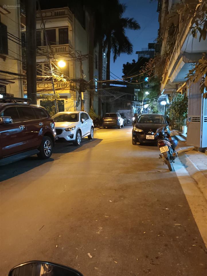 Bán nhà riêng tại phố vũ hữu, 8.8 tỷ, 31m2, chính chủ, giá tốt, otto