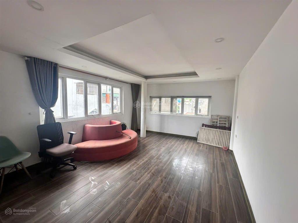 Nhà đẹp, nguyễn văn trỗi, lô góc, kinh doanh, ô tô tránh, đường thông thoáng 32m2 giá nhỉnh 10