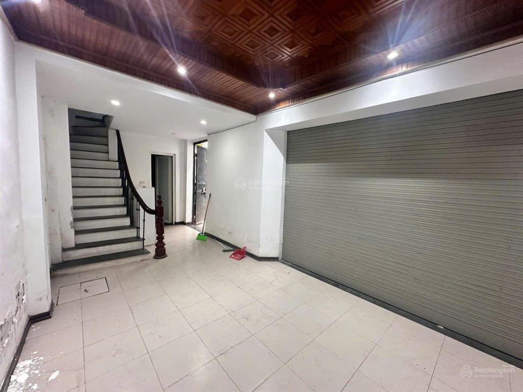 Nhà đẹp, nguyễn văn trỗi, lô góc, kinh doanh, ô tô tránh, đường thông thoáng 32m2 giá nhỉnh 10