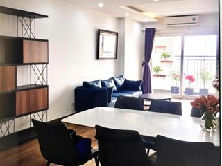 Chị gái em cần bán căn 3 phòng ngủ đẹp nhất tại khu ngoại giao đoàn hồ tây