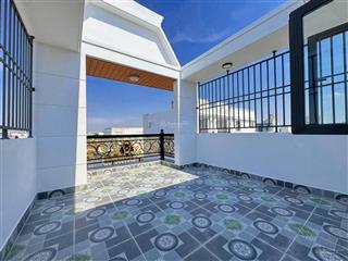 Siêu phẩm nhà phố thang máy  5 tầng dt 4x21 đường 6mgần ngã tư bốn xã  nhỉnh 8 tỷ