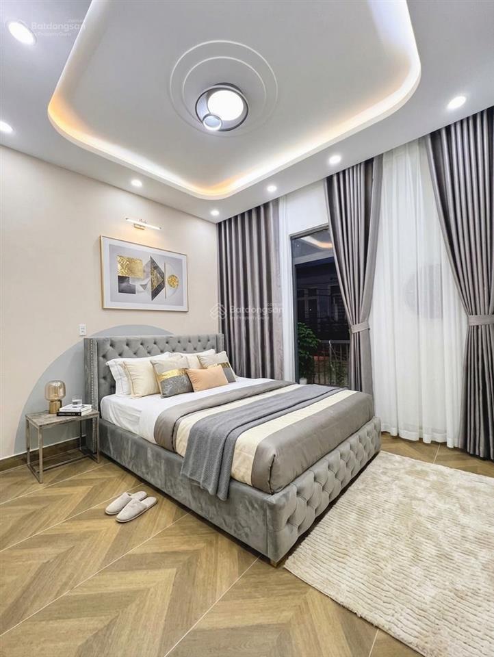 Bán nhà bình tân giáp tân phú. hẻm xe hơi  52m2  3pn (có pn trệt)  chỉ 5.x tỷ