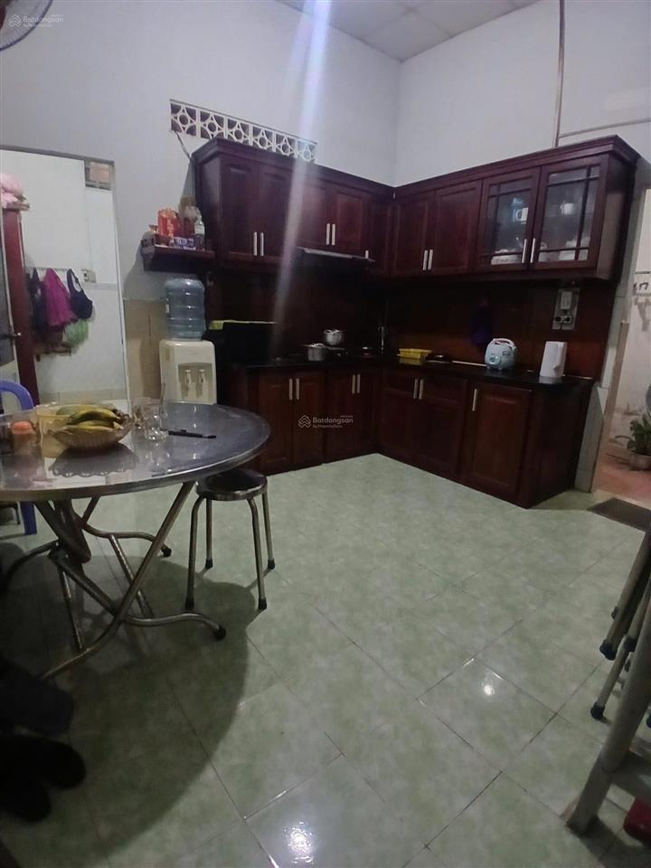Bán gấp nhà 2 lầu, 98m2, chỉ 5,7 tỷ ngay ngã tư gò mây, phạm đăng giảng, quận bình tân, tphcm