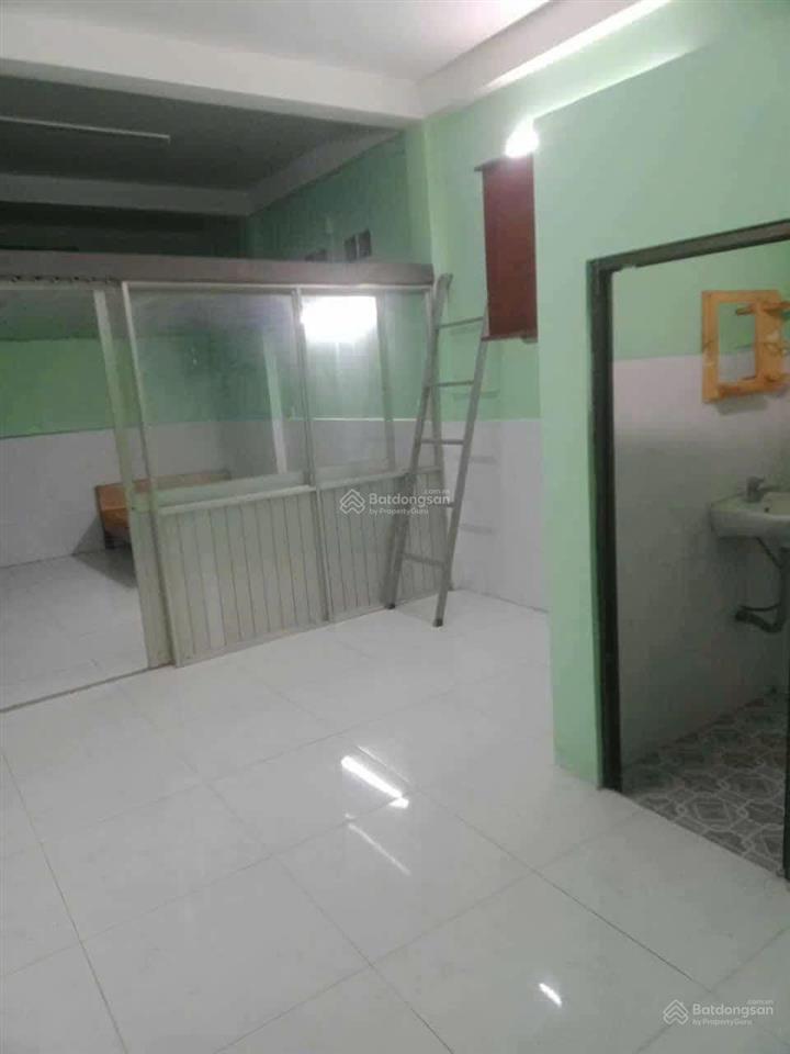Chỉ 7,99 tỷ, bán gấp nhà 2 lầu, dt 94m2, ngay trần xuân soạn, tân kiểng, q7, tp. hcm