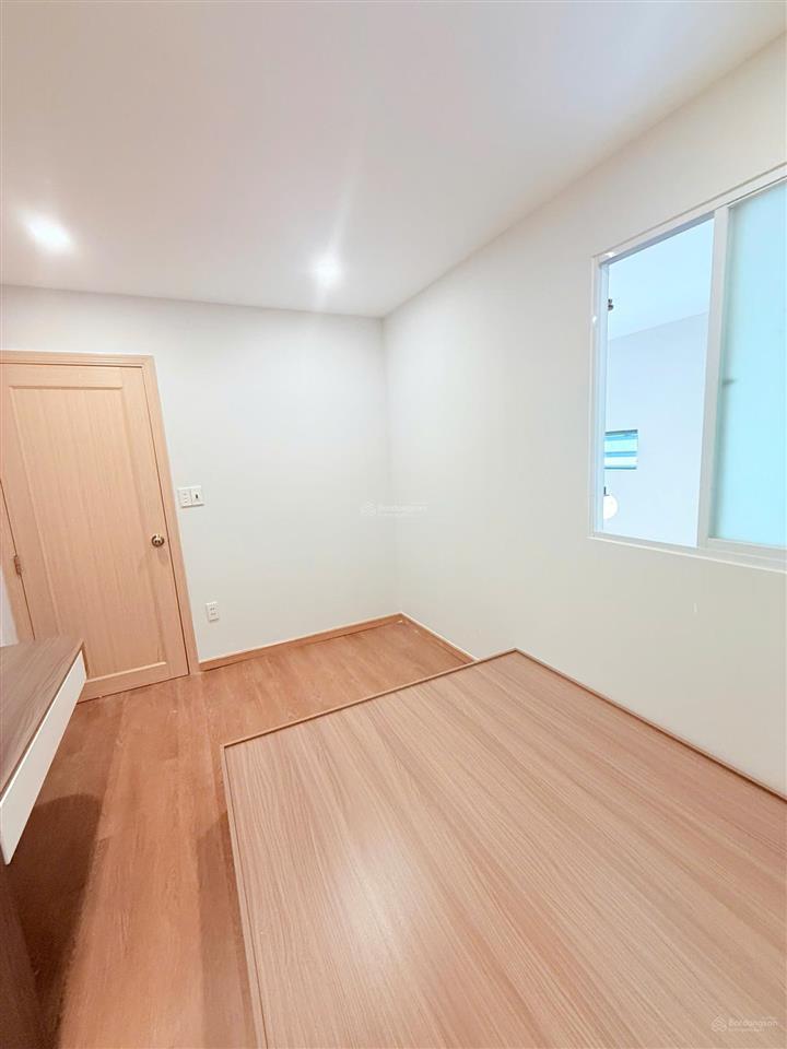 Bán gấp trong tuần nhà riêng huỳnh tấn phát quận 7 giá chỉ 4,5 tỷ, nhà 2 tầng, sổ hồng riêng