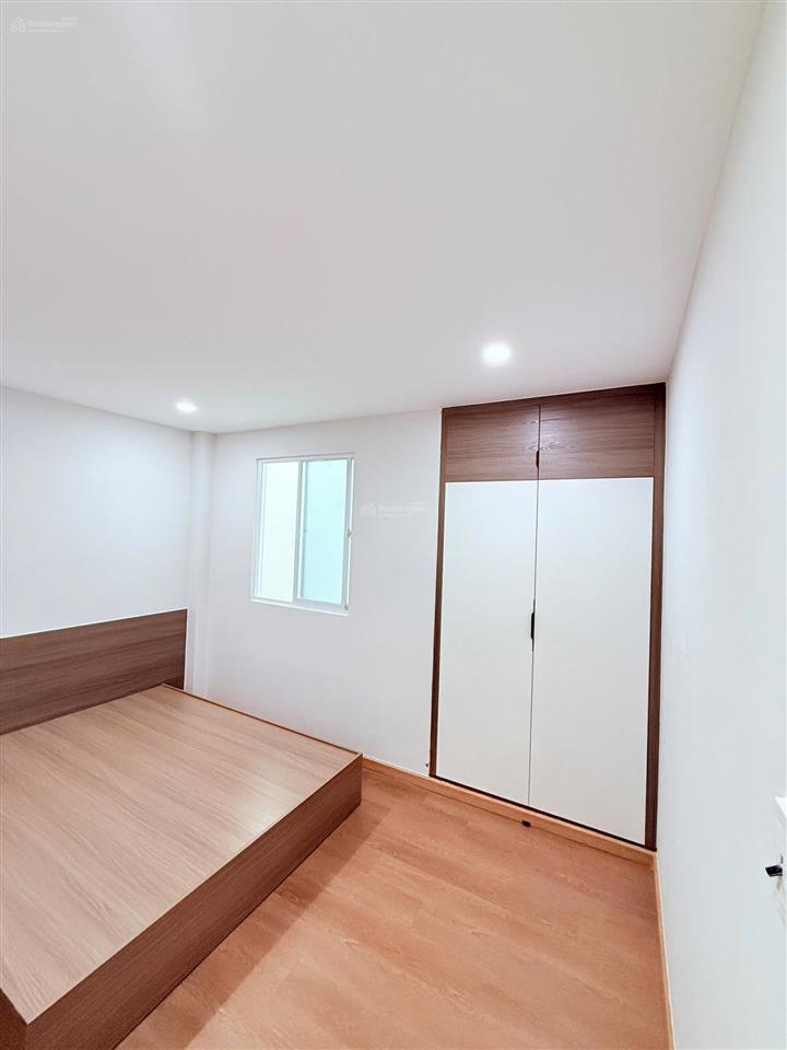 Bán gấp trong tuần nhà riêng huỳnh tấn phát quận 7 giá chỉ 4,5 tỷ, nhà 2 tầng, sổ hồng riêng