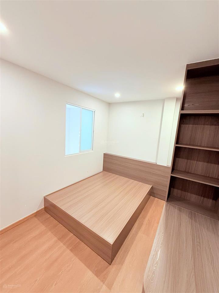Bán gấp trong tuần nhà riêng huỳnh tấn phát quận 7 giá chỉ 4,5 tỷ, nhà 2 tầng, sổ hồng riêng