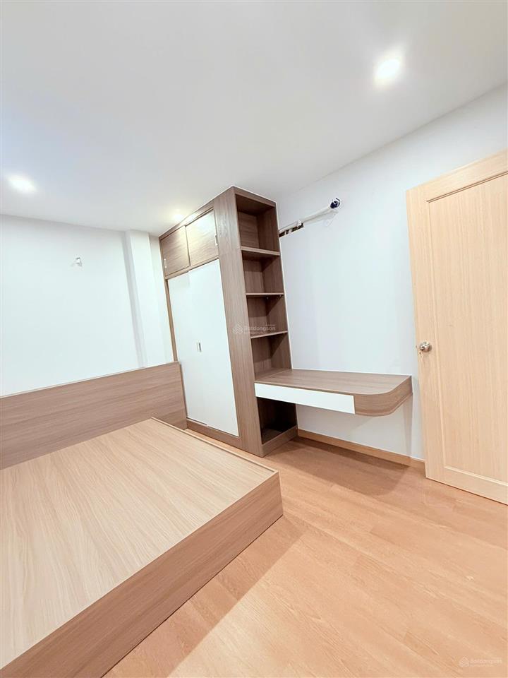 Bán gấp trong tuần nhà riêng huỳnh tấn phát quận 7 giá chỉ 4,5 tỷ, nhà 2 tầng, sổ hồng riêng