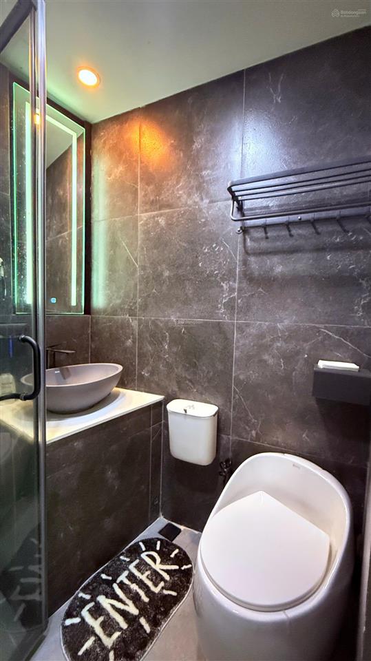 Bán gấp nhà quận 1 trong tuần  giá chỉ 5,3 tỷ, gần bệnh viện từ dũ, đang có hđ thuê 13 triệu/tháng