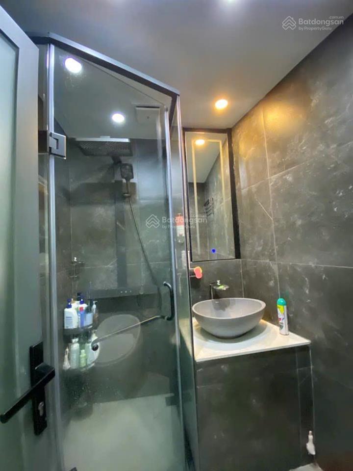Bán gấp nhà quận 1 trong tuần  giá chỉ 5,3 tỷ, gần bệnh viện từ dũ, đang có hđ thuê 13 triệu/tháng