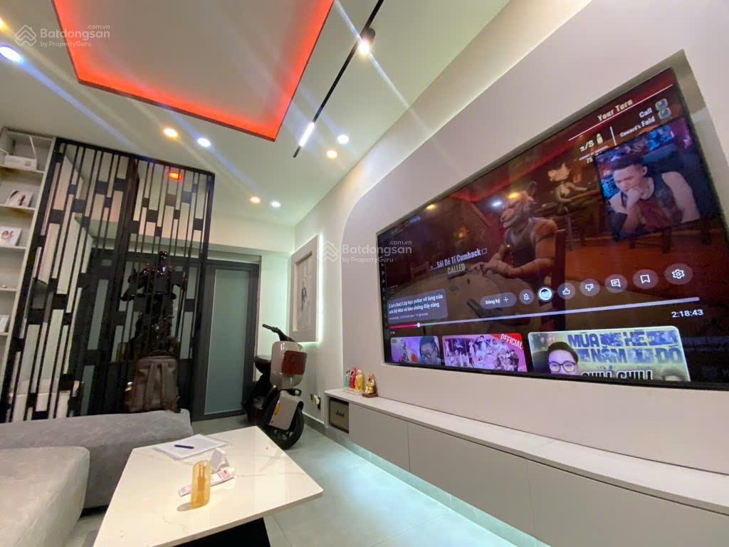 Bán gấp nhà quận 1 trong tuần  giá chỉ 5,3 tỷ, gần bệnh viện từ dũ, đang có hđ thuê 13 triệu/tháng